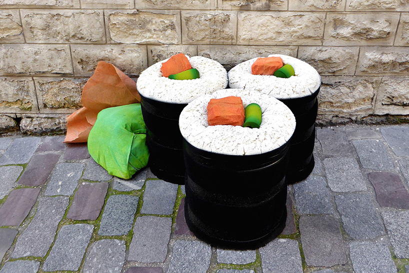 lor-k-french-artist-street-food-discarded-mattresses-designboom-05