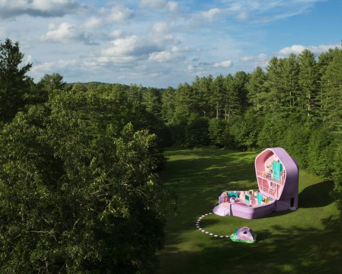 Airbnb revela hospedagem em casa compacta da Polly Pocket