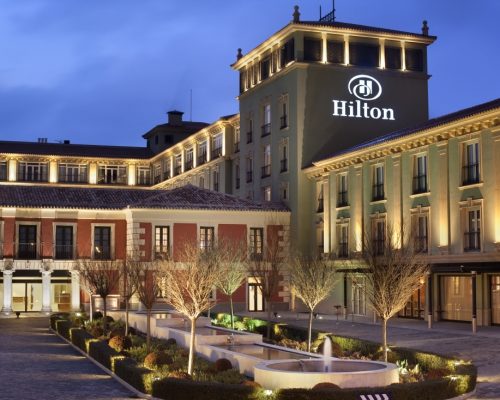 Hilton permite acumulo de pontos em grupo