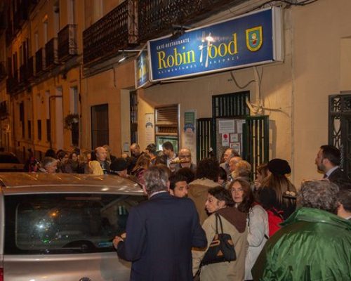 Robin Hood Café abre as portas ao desabrigados em Madrid