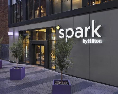 Econômico e bem localizado: a Hilton leva a Spark para cidades do Reino Unido