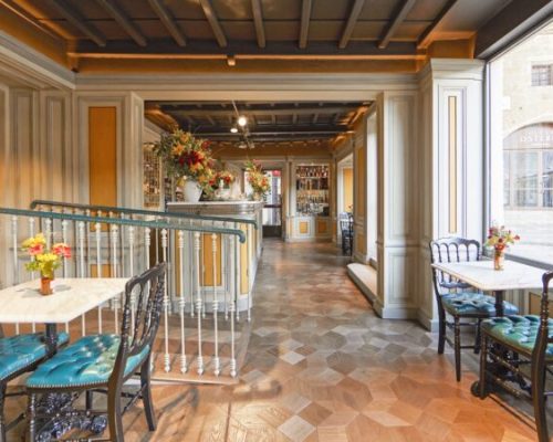Giardino 25: O elegante bar de coquetéis da Gucci em Florença
