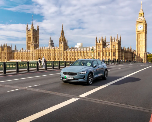 Uber e Hertz facilitam aluguel de veículos elétricos na Europa
