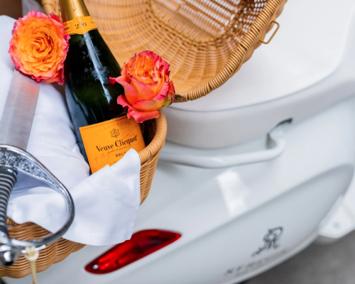 St. Regis NY anuncia serviço de champanhe móvel