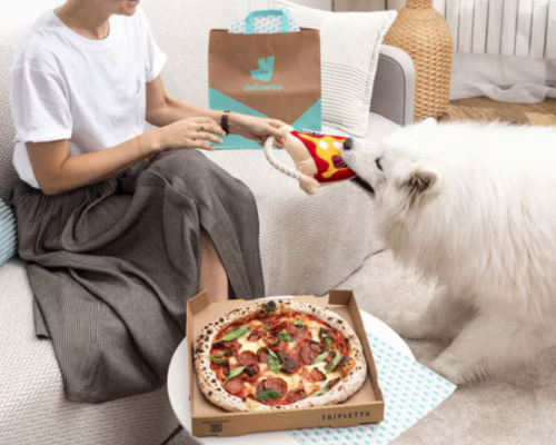 Deliveroo aposta em experiências afetivas entre pets e tutores
