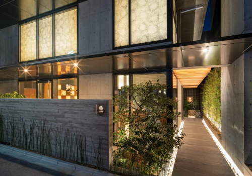 Genji Kyoto cria jornada de hospedagem inspirada em romance milenar