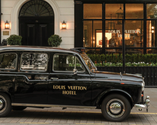 Louis Vuitton transforma hotel em experiência imersiva em Londres