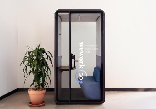 WeWork cria cabines de trabalho para aeroportos e hotéis