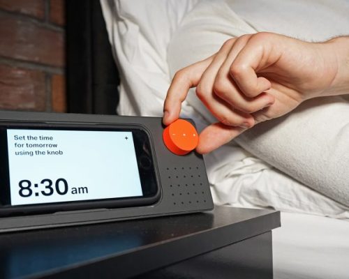 Design italiano cria objetos para diminuir o uso de smartphones