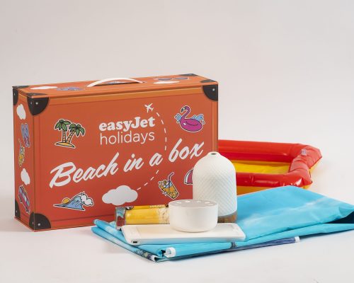 easyJet anuncia kit de praia para aqueles que sentem saudades do sol