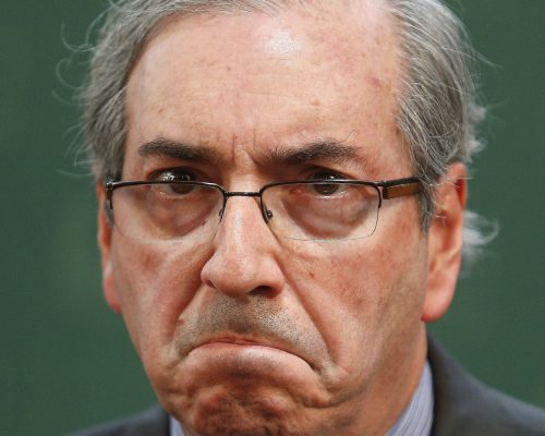 Brasil, Brasília, DF, 02/03/2015. O presidente da Câmara dos Deputados, Eduardo Cunha (PMDB-RJ)convoca reunião com a Mesa Diretora para rever a cota de passagens aéreas para cônjuges de parlamentares. "Reconheço que a repercussão foi muito negativa", afirmou o peemedebista. O benefício foi aprovado na reunião da Mesa Diretora no dia 25 de fevereiro. - Crédito:DIDA SAMPAIO/ESTADÃO CONTEÚDO/AE/Código imagem:180989