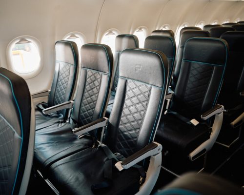 Frontier Airlines anuncia opção de assento intermediário vazio