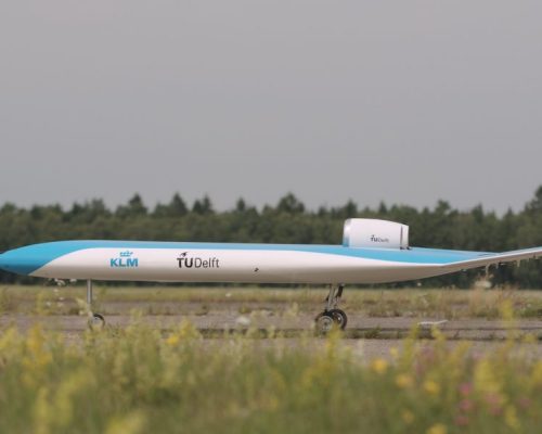 KLM realiza vôo teste de seu avião futurístico com eficiência energética