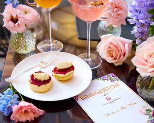 Lanesborough Hotel e Netflix servem chá da tarde inspirado em Bridgerton