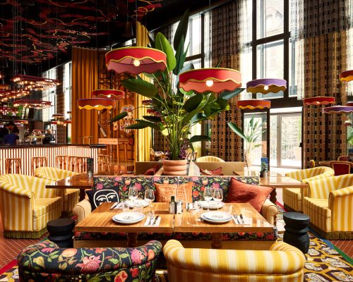 Mama Shelter Dijon: O hotel com salas de cinema e karaokê