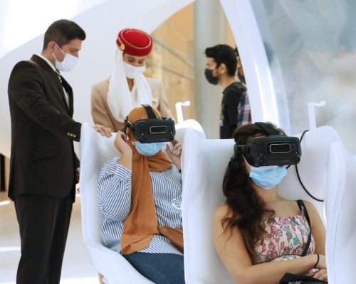 Emirates anuncia iniciativas que envolvem metaverso, NFTs e bitcoin