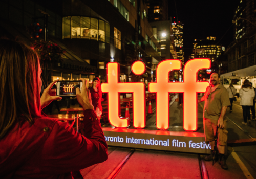 Shangri-La Toronto revela experiências inspiradas em festival de cinema