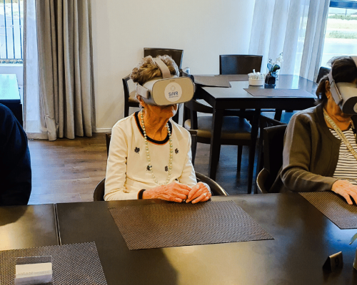 Idosos utilizam realidade virtual para revisitar lugares especiais