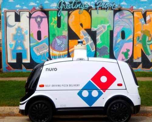 Domino’s contrata novos entregadores: robôs autônomos!