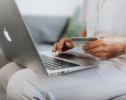 Booking planeja lançamento de cartão de crédito nos Estados Unidos
