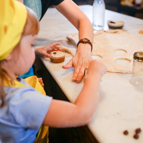 Delhaize cria colônias de férias culinárias para crianças na Bélgica