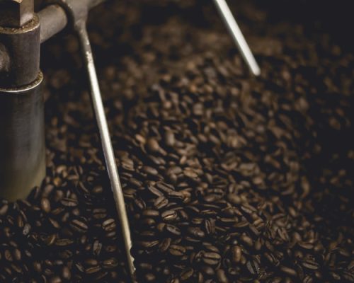 Um aplicativo para rastrear os grãos de café e agradecer os agricultores