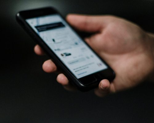 Uber permite que passageiros reservem voos no Reino Unido