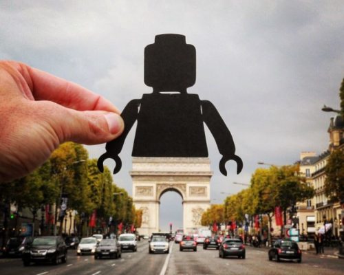 Fotógrafo transforma cenários com recortes de papel