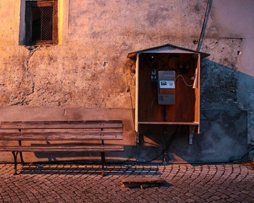 Rotina dos moradores muda em Tschlin, na Suíça